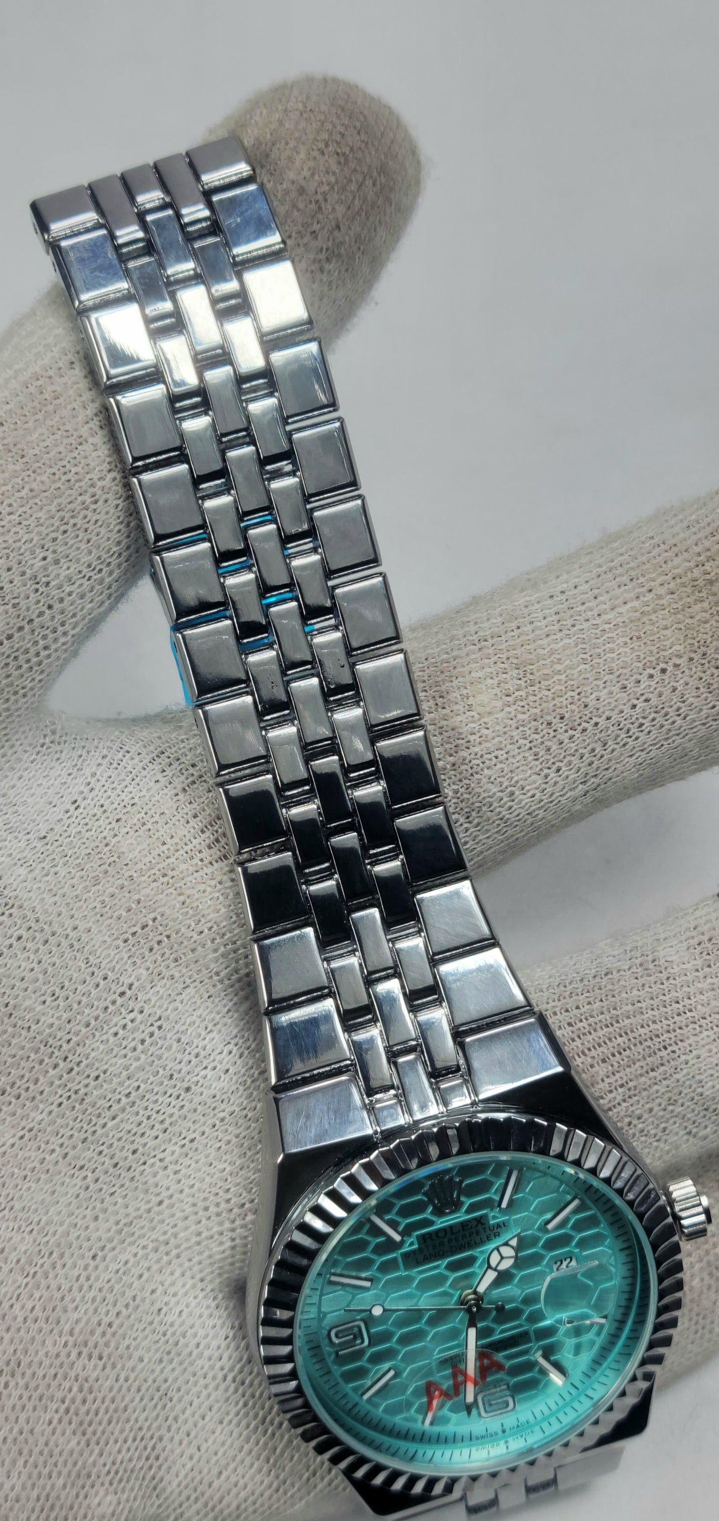 Ocean Dweller - Ice Blue